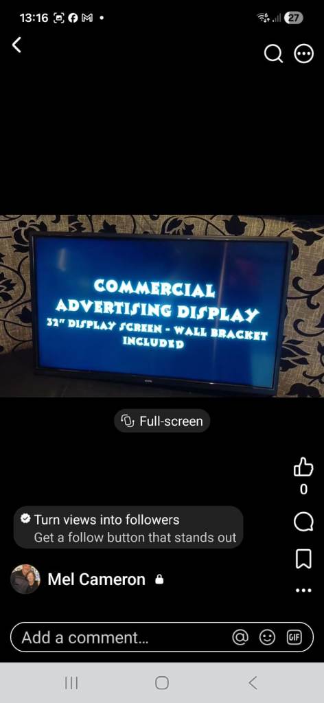32" Commercial Advertising Display Screen with Wall Bracket