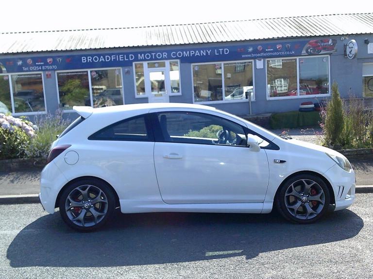 2014 63-reg Vauxhall Corsa 1.6 VXR Turbo finished in white