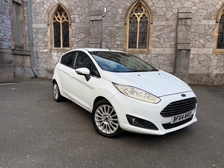 2014 Ford Fiesta 1.5 TDCi Titanium 5dr HATCHBACK Diesel Manual