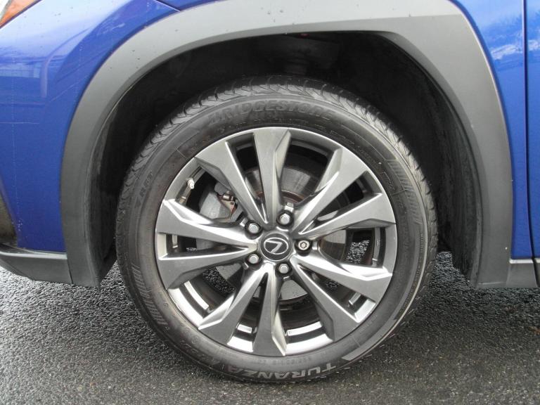 2019 Lexus UX 2.0 250h F Sport (Premium Plus) SUV 5dr Petrol Hybrid E-CVT Euro 6 (s/s) (1 ESTATE ...