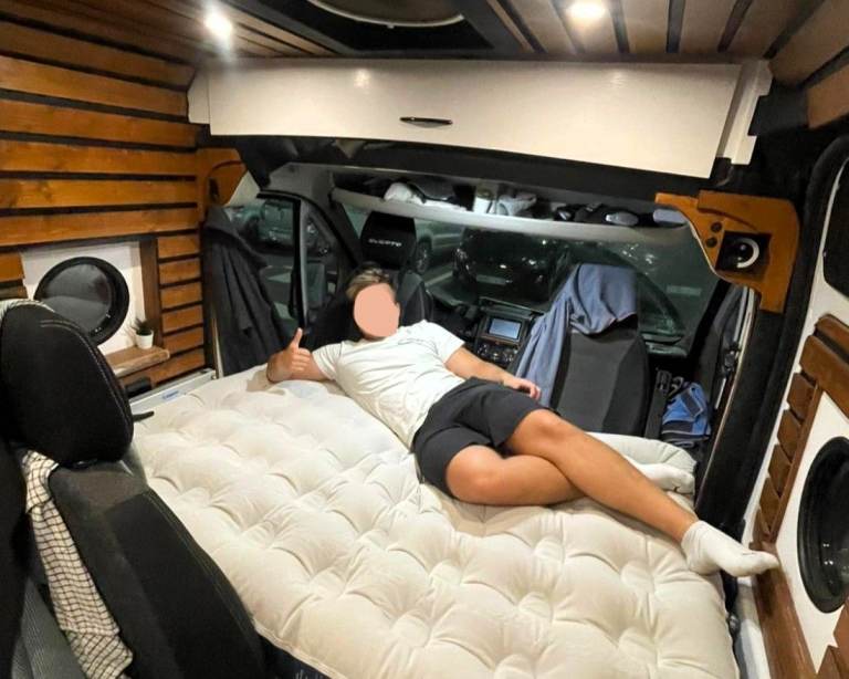 Fiat Ducato L2H2 Campervan – High-Quality Conversion – Perfect for Full-Time Vanlife or Remote Work