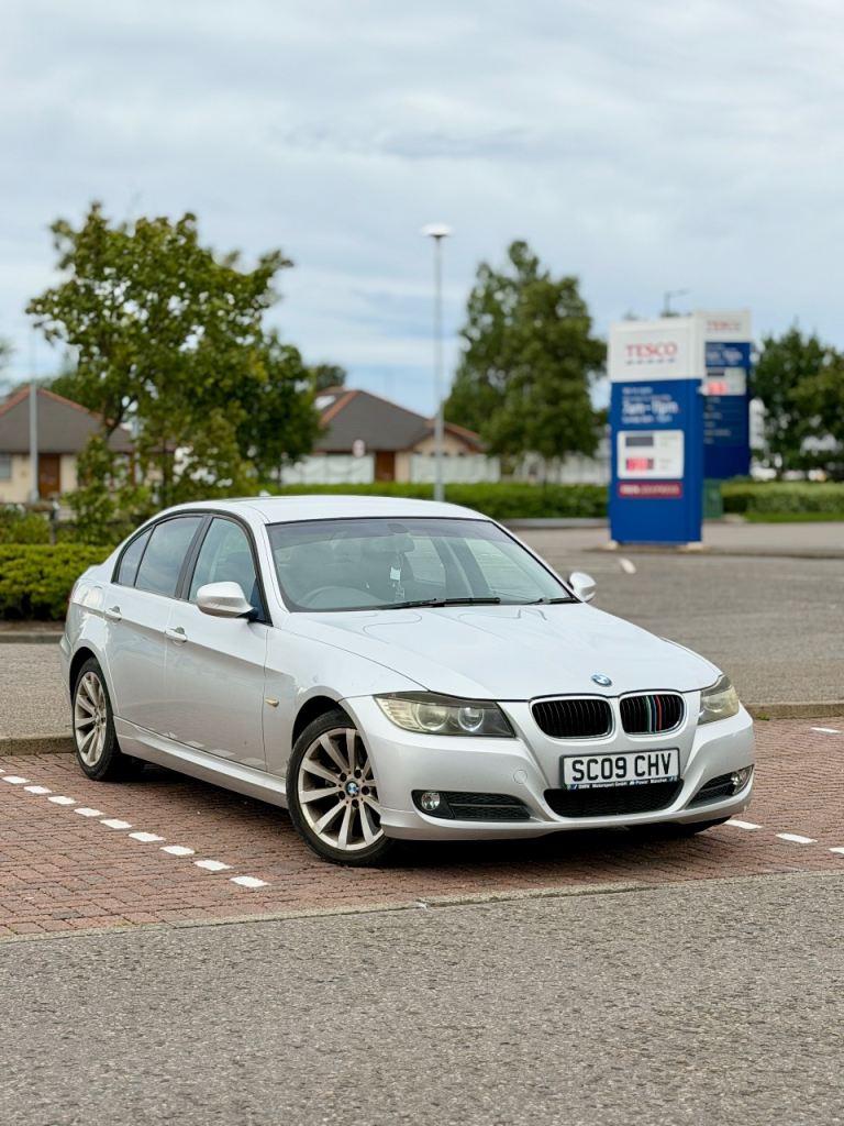 BMW, 3 SERIES, Saloon, 2009, Manual, 1995 (cc), 4 doors