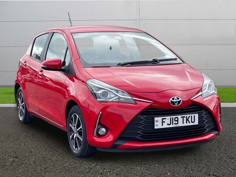 2019 Toyota Yaris 1.5 VVT-i Icon Tech 5dr HATCHBACK PETROL Manual