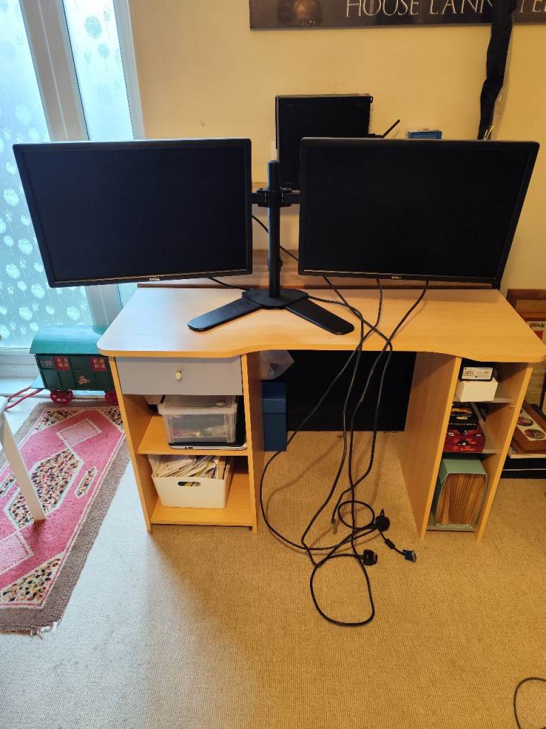Twin monitors