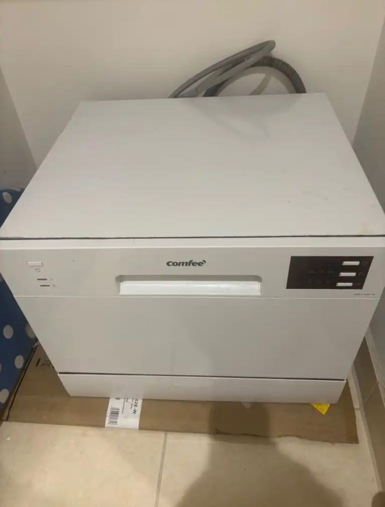 Comfee Tabletop dishwasher 