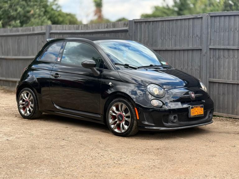 2014 FIAT 500C ABARTH CABRIO ( GQ EDITION)