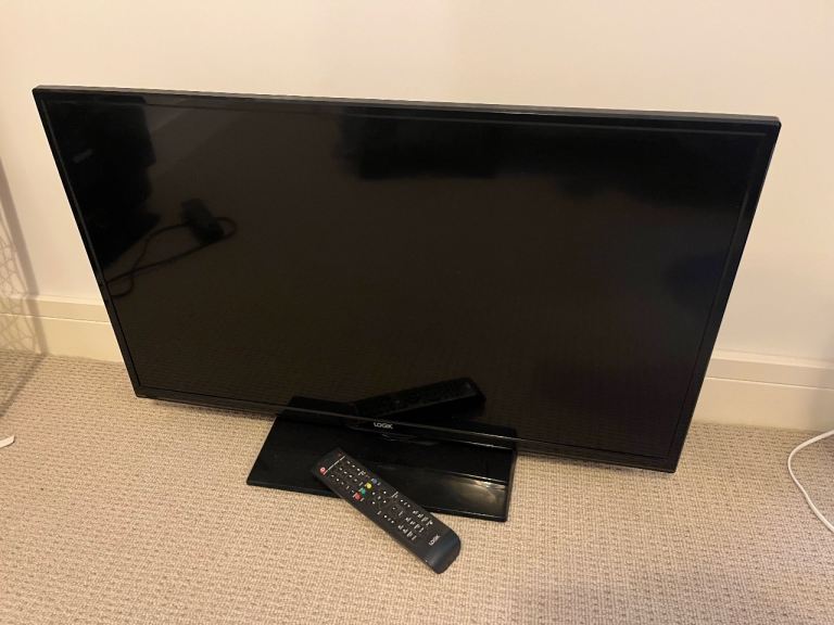 Logik 32" HD LED backlit LCD TV