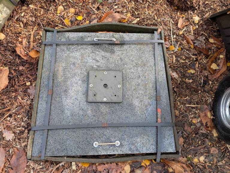 Granite parasol base, 68x68x7cm