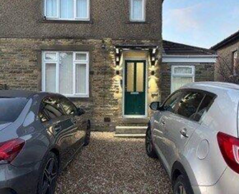 Semi Detached 3/4 bedroom house for rent 