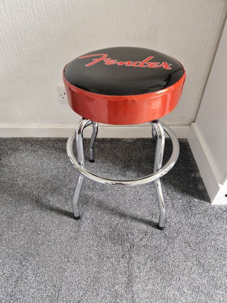 FENDER GUITAR STOOL