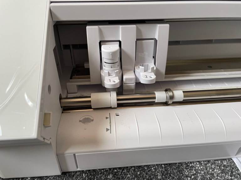 Silhouette Cameo 4 Digital Cutting Machine 