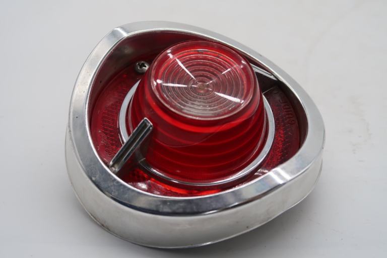 1962 CHEVROLET CHEVY RB 62 AUTO CAR BACK UP TAIL LIGHT ASSEMBLY LENS 5953477