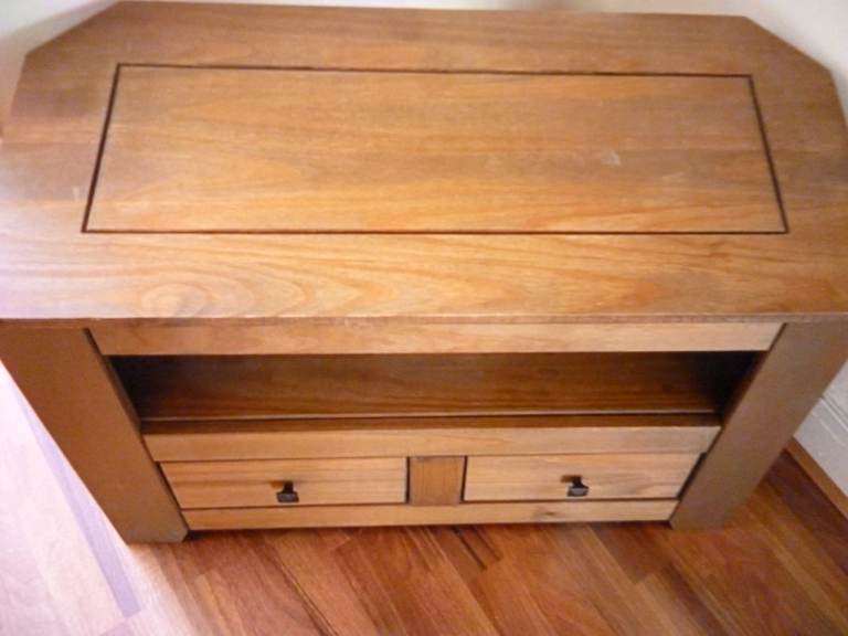 Beautiful quality light brown Tv Wooden Stand, has two drawers  & a shelf,will fit any Tv up to 55" 