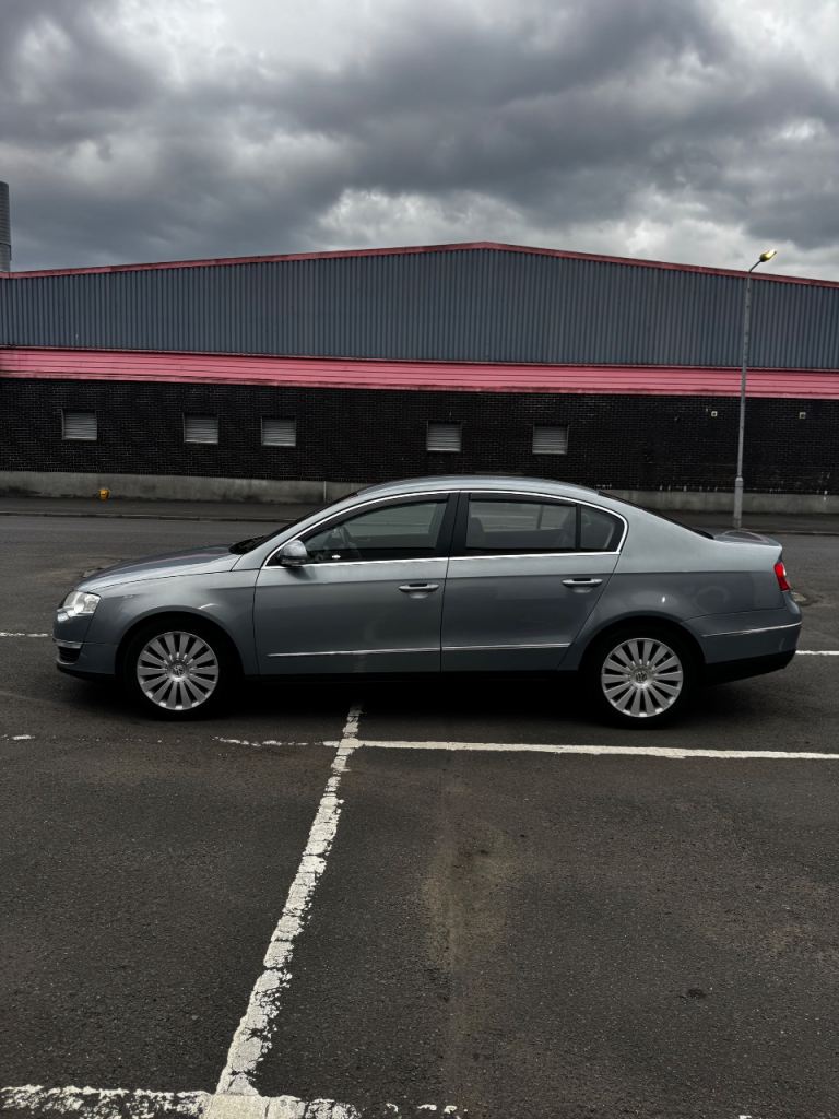 Volkswagen, PASSAT, Saloon, 2010, Manual, 1968 (cc), 4 doors
