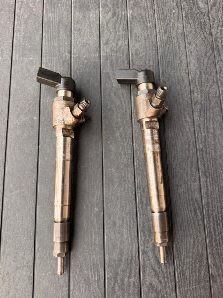 2 injectors for Ford Transit, Ford Ranger, Citroën Jumper, Peugeot Boxer, and Mazda BT-50 with 2.2L