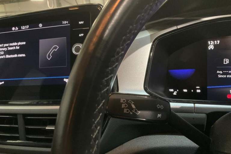 2022 Volkswagen T-Roc 1.5 TSI Life 5dr- Apple Car Play Manual Hatchback Petrol Manual