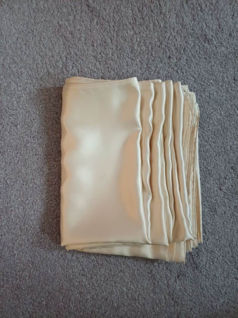 **FREE** 4 x Pillowcases 