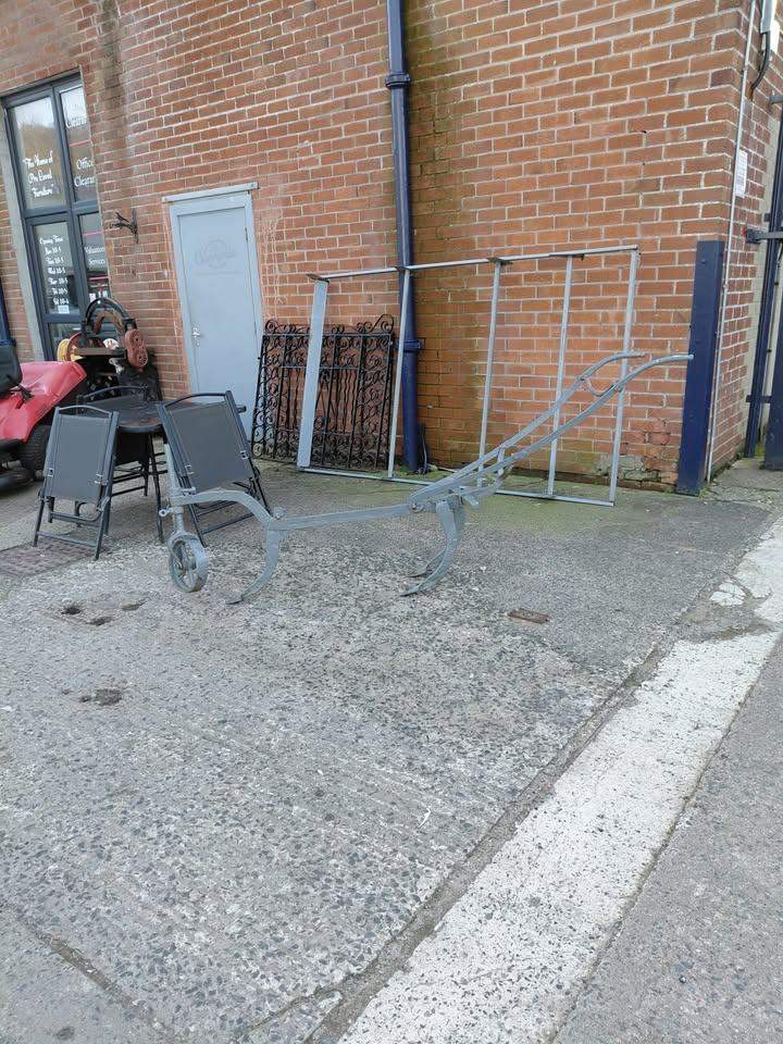 Solid metal plough, Ref:60