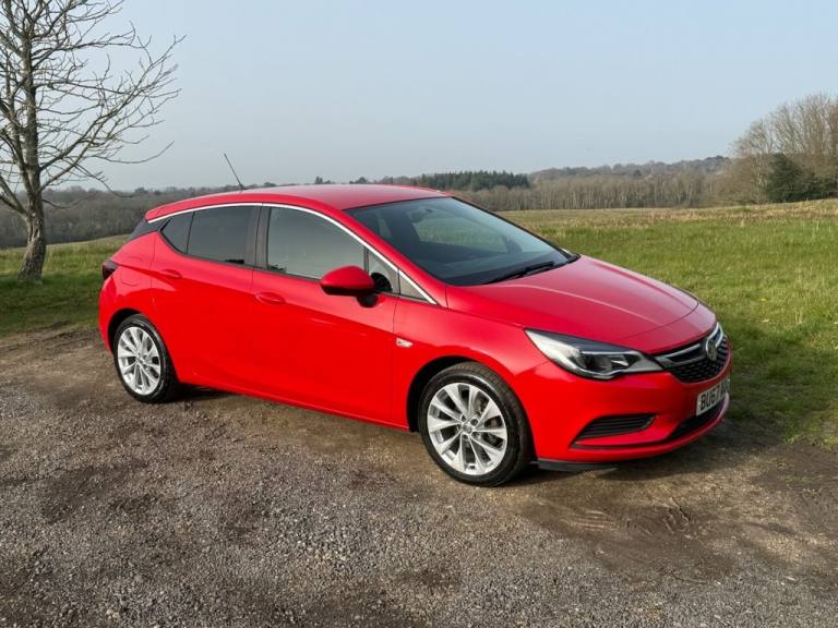 2017 Vauxhall Astra 1.0i Turbo ecoTEC Design Hatchback 5dr Petrol Manual Euro 6 (s/s) (105 ps) Ha...