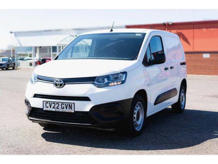 2022 Toyota ProAce 1.5 BlueHDi Active Short Panel Van 5dr Diesel Manual SWB Euro 6 (s/s) (100  Pa...