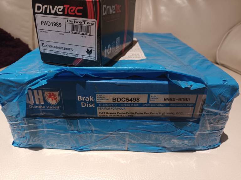Corsa Brake Pads and Discs front Adam Fiat