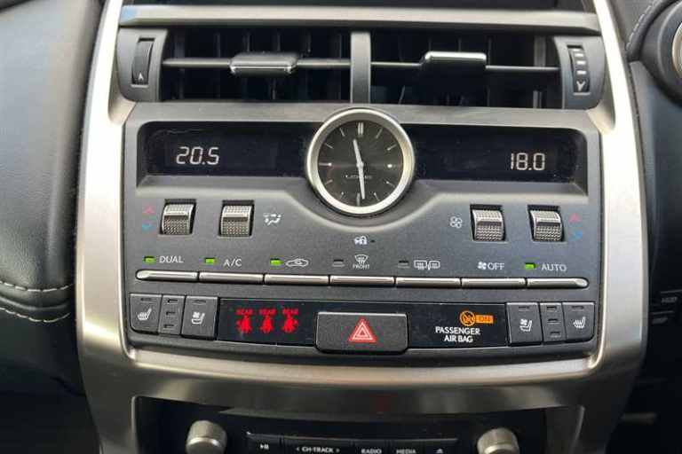 2020 Lexus NX 300h 2.5 Takumi 5dr CVT [Pan roof] ESTATE PETROL/ELECTRIC Automatic