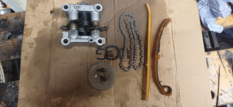 Honda cbr125r cam housing 