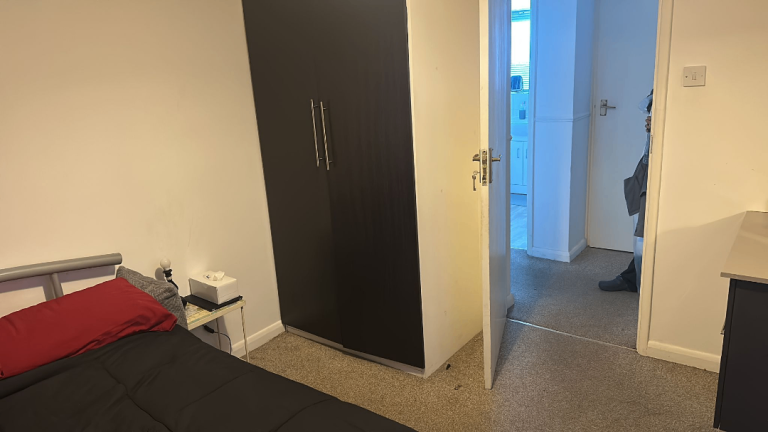Spacious and Cosy Double Rooms for Rent in - CR0 8HA