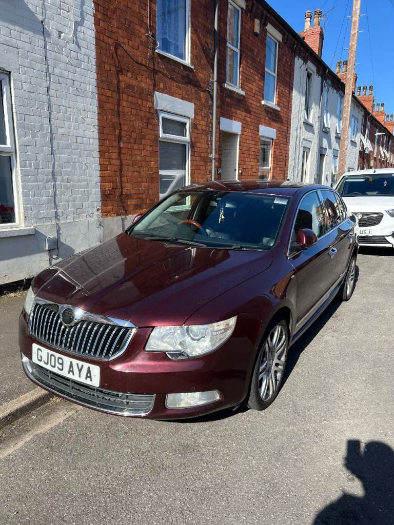 Skoda, SUPERB, Hatchback, 2009, Semi-Auto, 1968 (cc), 5 doors