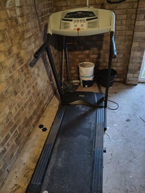 Free Treadmill for Exercise (Not Working) for spares or repairs.