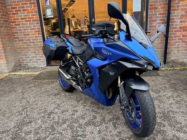 2022 SUZUKI GSX-S1000GT+