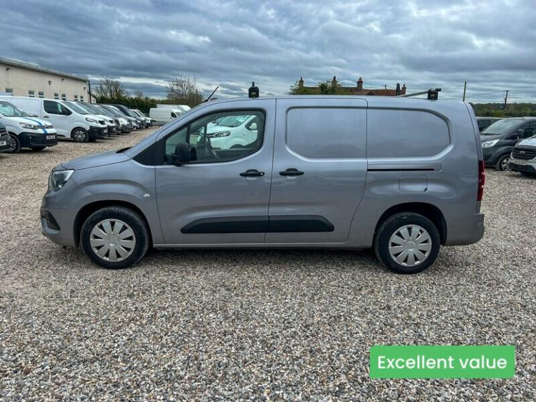 2020 Vauxhall Combo LWB L2H1 Low Roof Sportive 2300 Air Con Sensors Tow Bar Euro 6 NO VAT Panel V...
