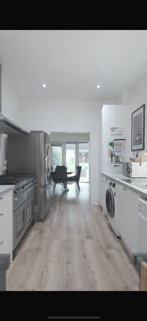 Single Double rooms available 