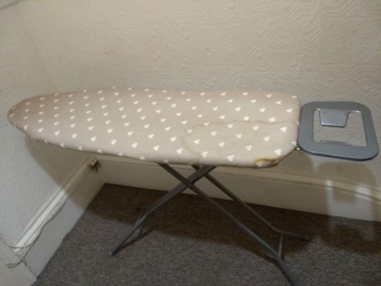  Ironing board