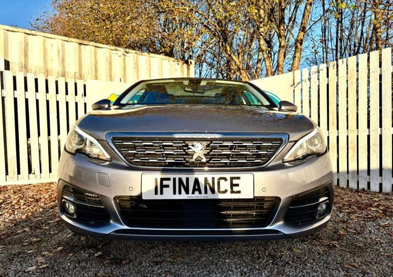 CAN'T GET CREDIT? CALL US! Peugeot 308 SW 1.2 PureTech Tech Edition - £199 DEPOSIT, £66 PER WEEK 