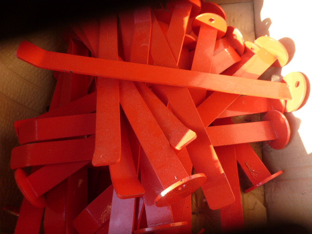 Red Metal Shop Retail Fittings Hooks x 42