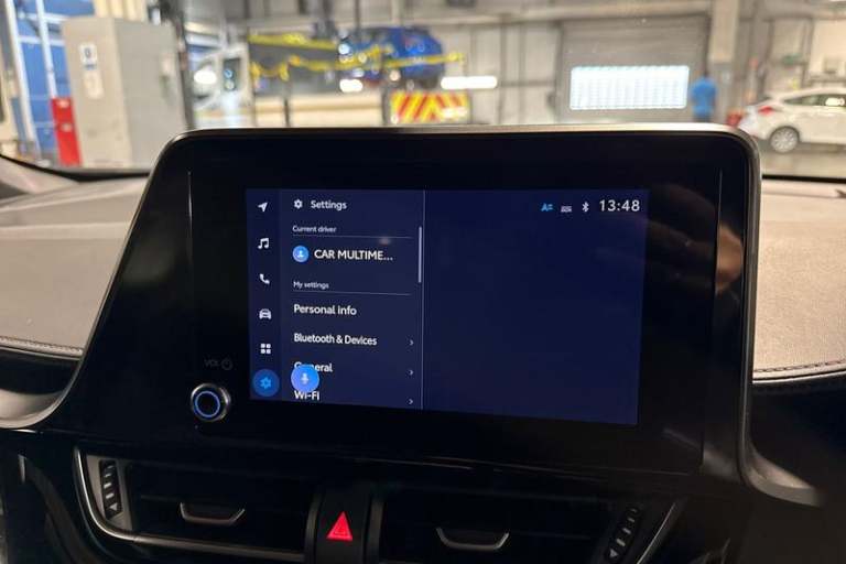 2022 Toyota C-HR 1.8 VVT-h GPF Design SUV 5dr Petrol Hybrid CVT Euro 6 (s/s) (122 ps) Automa SUV ...