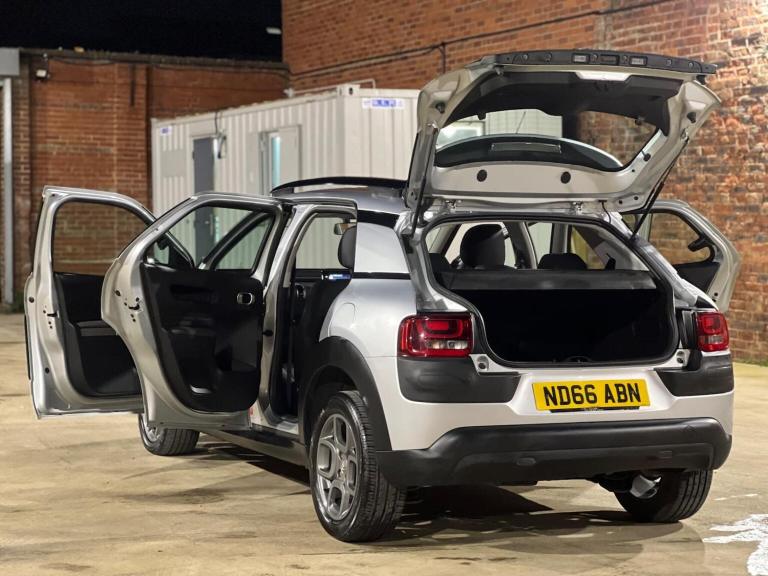 CITROEN C4 CACTUS 1.6 BlueHDi Feel Euro 6 5dr 2016