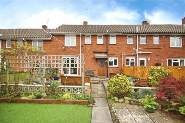 Professional House share in Downend and Mangotsfield 