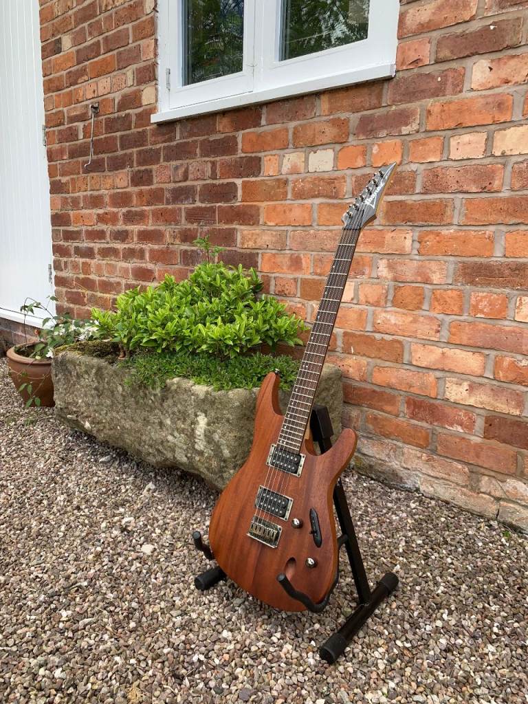 Ibanez S521 Electric Guitar