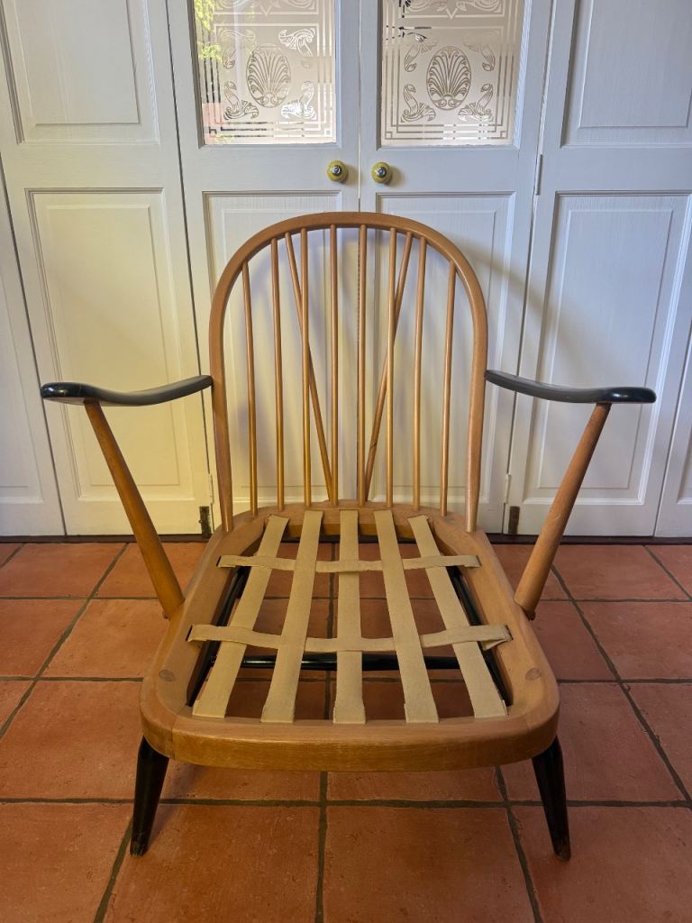 Ercol Windsor Easy Chair 206 (Vintage) 