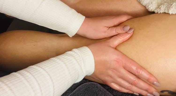 ASMR SOFT TOUCH MASSAGE 