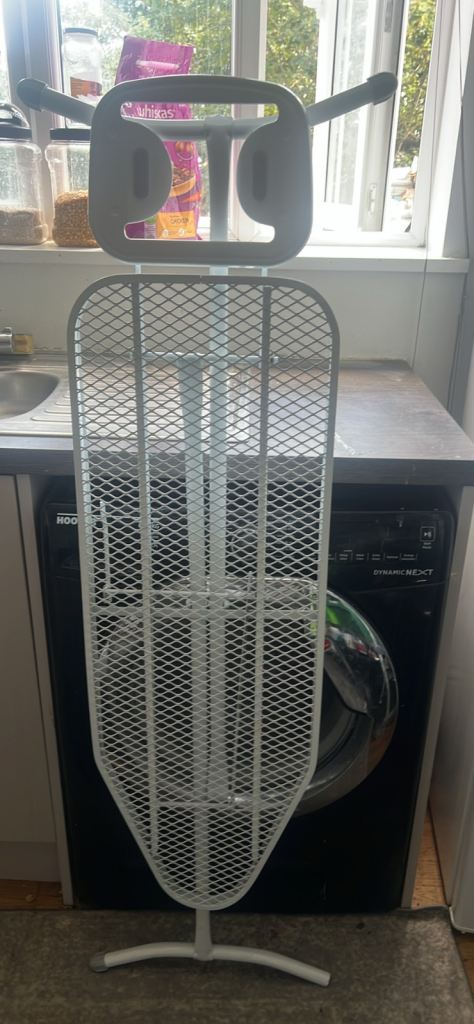 Iron stand large