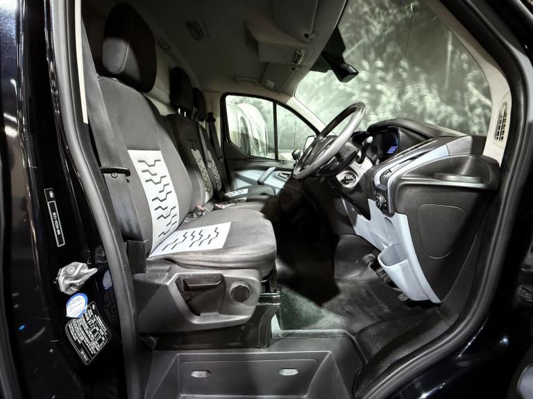 2014 Ford Transit Custom 2.2 TDCi 290 Limited L1 H1 5dr PANEL VAN Diesel Manual