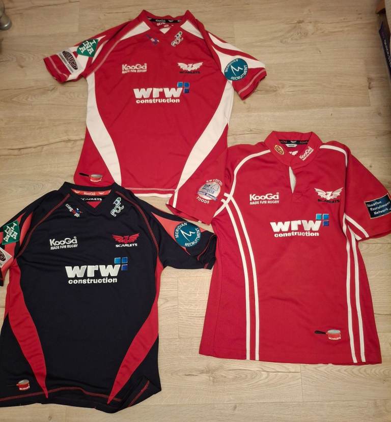 Medium Llanelli Scarlets Rugby Shirts. All in excellent condition.£10 each