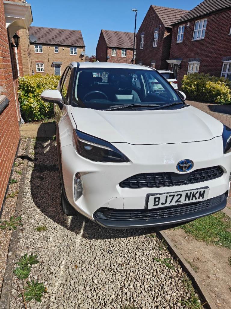 Toyota, YARIS CROSS, Hatchback, 2022, Other, 1490 (cc), 5 doors