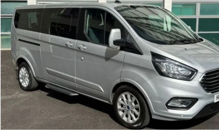 Ford, TOURNEO CUSTOM, 9 seater, MPV, 2022, Manual, 1996 (cc), 4 doors
