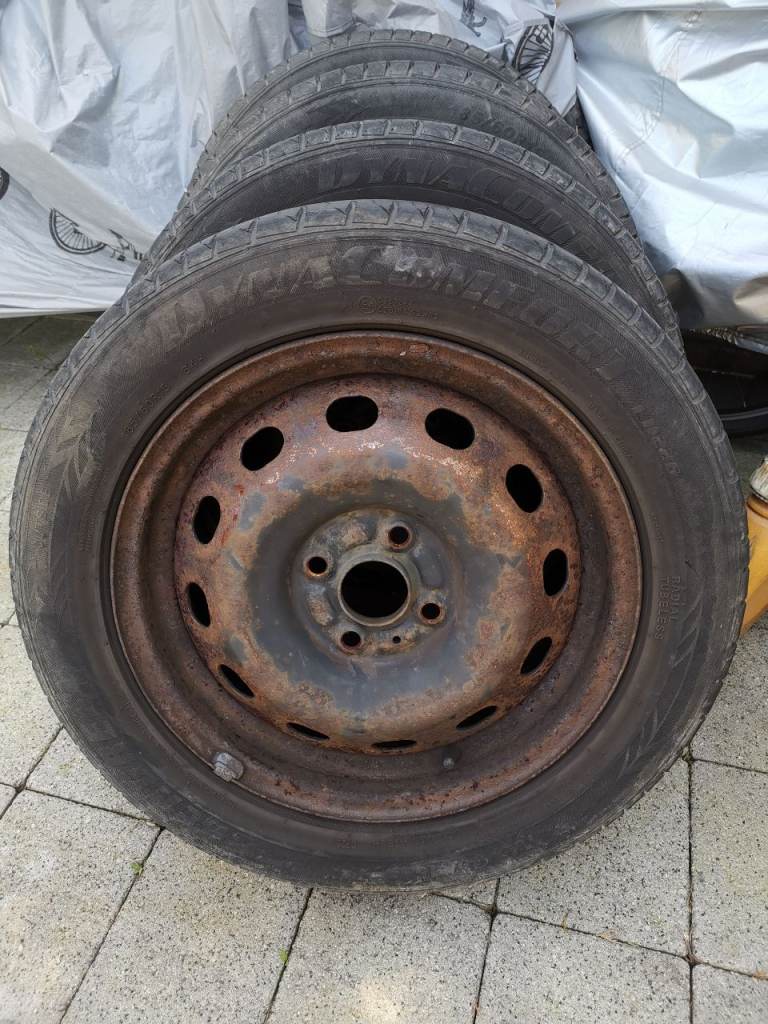 15" Wheels 185/60 R15 EverGreen DynaComfort DoT: 0720 with Rusty Steel Rims 54.1