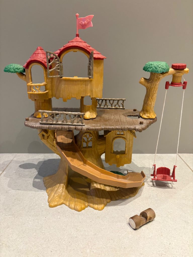 Sylvanian Families Adventure Tree House