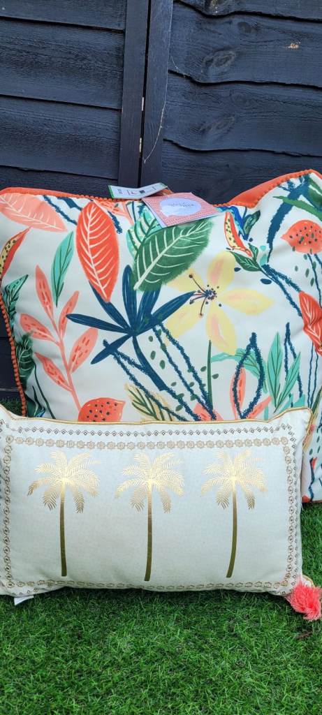 New Outdoor Cushions – Tropical & Palm Tree Designs